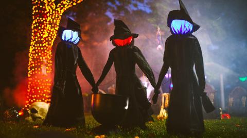 Big Lots Halloween merchandise